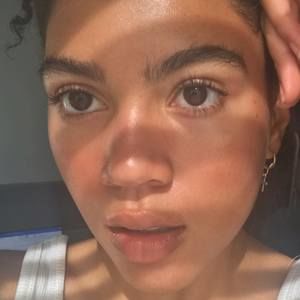 Meet your Posher, Maxwell